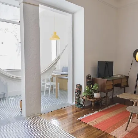 Apartment La La *