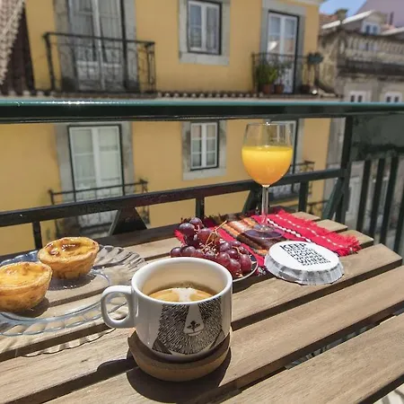 Apartment La La *